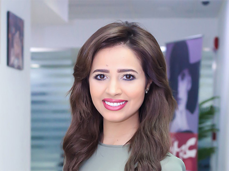 شاهد رنا سماحة تُغنّي وترقص مهرجانات